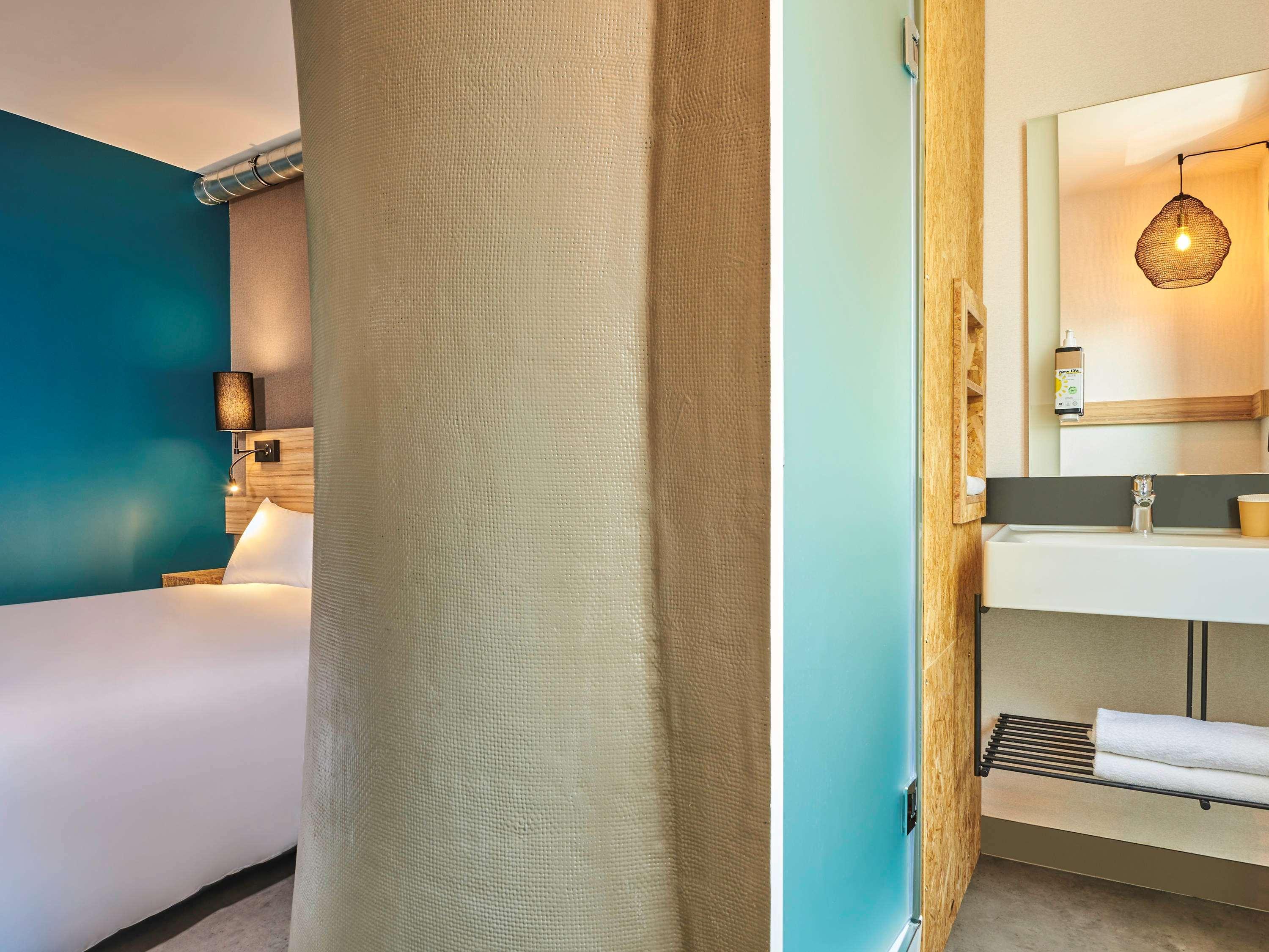 Greet Hotel Paris Porte De La Chapelle - Arena Saint-Denis  Dış mekan fotoğraf